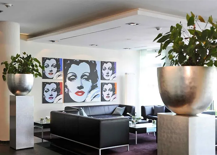 מלון Mercure Nord 4*