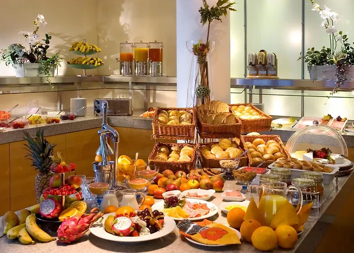 Отель Mercure Nord 4*