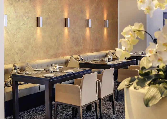 Отель Mercure Nord 4*