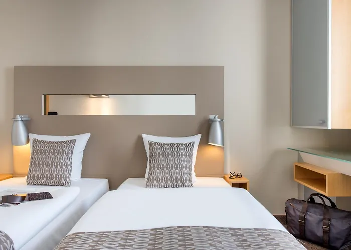 Отель Mercure Nord 4*