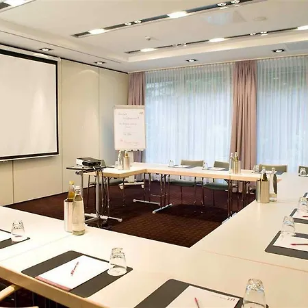 Mercure Nord 4*